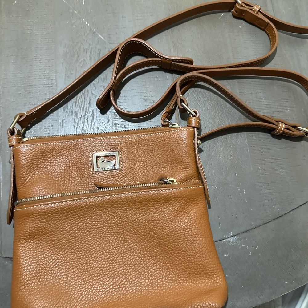dooney & bourke crossbody bag